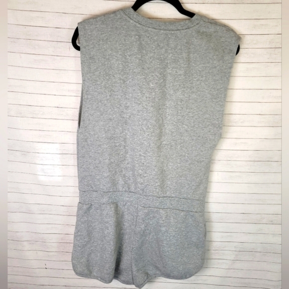 Urban Outfitters BDG Bubbalicious Grey Muscle Sweatshirt Romper, sz Medium - Picture 8 of 12
